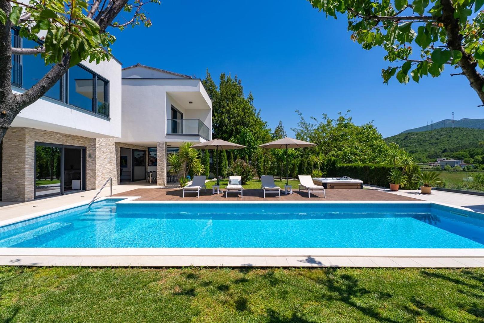 Villa Agava With Heated Pool, Jacuzzi, Sauna, Gym, 4 En-Suite Bedrooms Gata Εξωτερικό φωτογραφία
